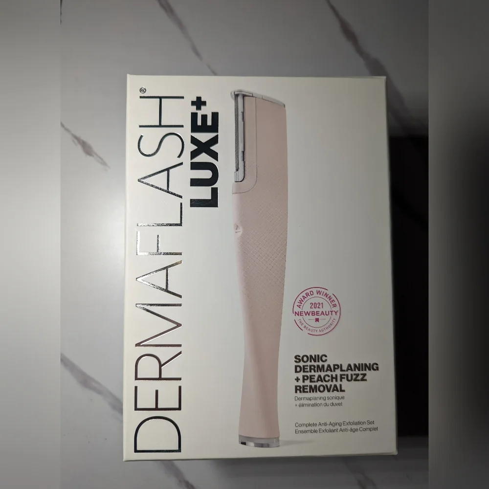 Dermaflash Luxe + (MISSING PREFLASH) - Picture 2 of 5
